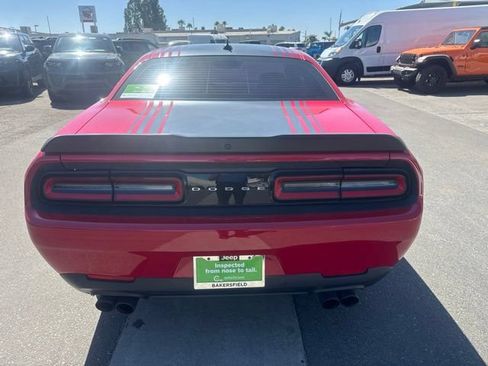 Certified 2016 Dodge Challenger R/T RWD image 4