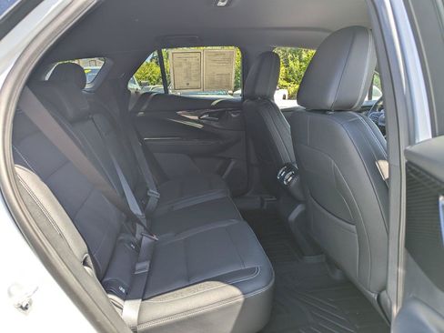 Used 2024 Chevrolet Blazer EV LT AWD/4WD image 33