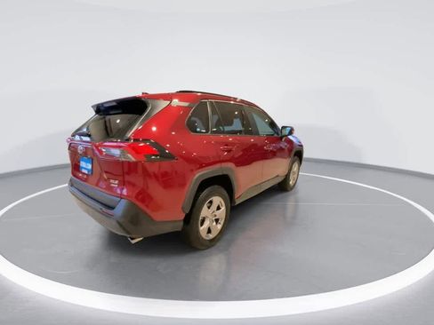 Used 2025 Toyota RAV4 XLE image 8