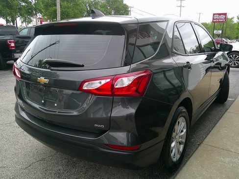 Used 2019 Chevrolet Equinox LS AWD/4WD image 5