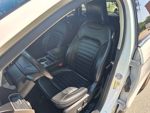 Used 2023 Ford Edge SEL AWD/4WD image 13