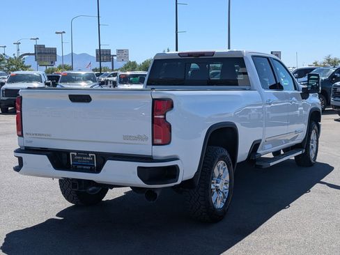 Used 2025 Chevrolet Silverado 3500 High Country w/ Technology Package AWD/4WD image 5