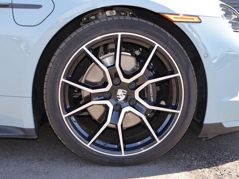 Used 2025 Porsche Taycan 4S AWD/4WD image 13