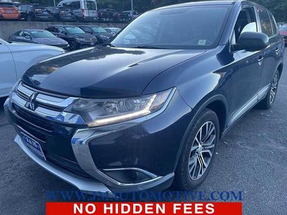 Used 2018 Mitsubishi Outlander ES