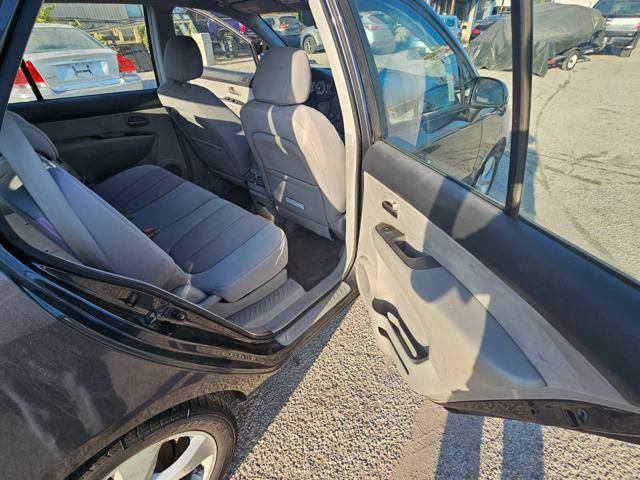 Used 2007 Kia Rondo EX FWD image 16