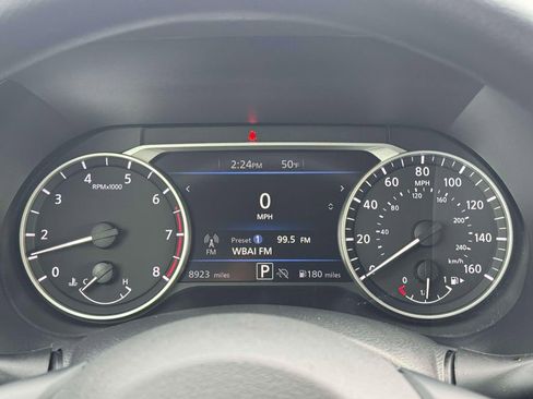 Certified 2025 Nissan Sentra SV image 24