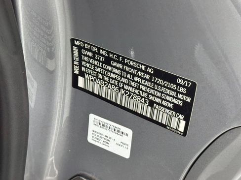 Used 2018 Porsche 718 Cayman S w/ Sport Chrono Package image 35