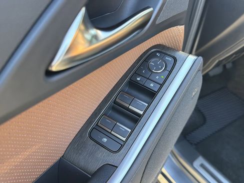 Used 2024 Lexus GX 550 w/ Accessory Package (Z1) image 26