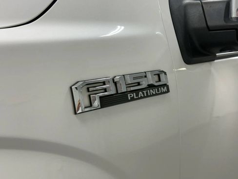 Used 2019 Ford F150 Platinum w/ Equipment Group 701A Luxury AWD/4WD image 43