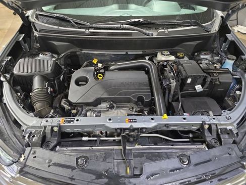 Used 2024 Chevrolet Equinox LT w/ LPO, Floor Liner Package image 30