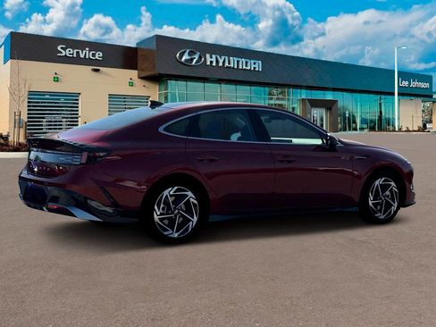 New 2025 Hyundai Sonata SEL FWD image 8