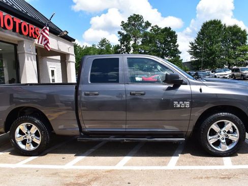 Used 2018 RAM 1500 Express image 6