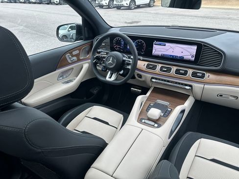 Certified 2024 Mercedes-Benz GLE 53 AMG 4MATIC image 38