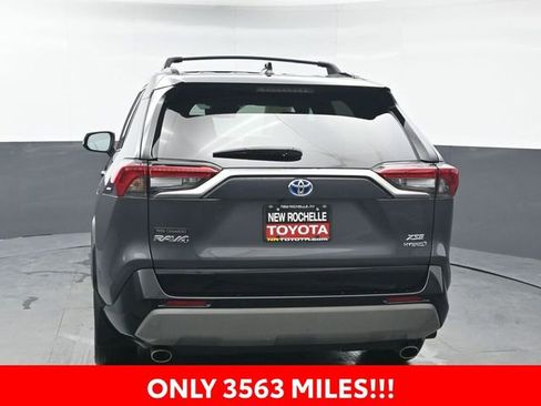 Used 2024 Toyota RAV4 XSE w/ Advanced Technology Package image 5