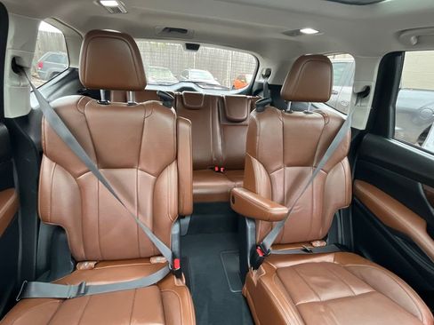 Used 2019 Subaru Ascent Touring w/ Popular Package #3 image 22