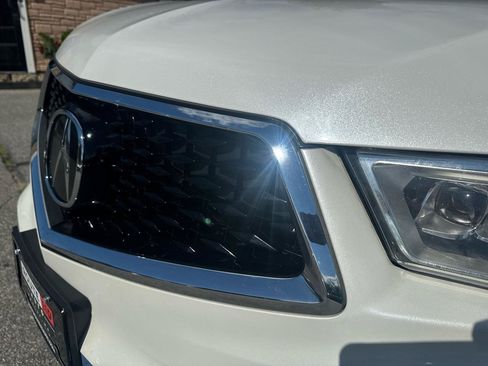 Used 2020 Acura MDX SH-AWD image 16
