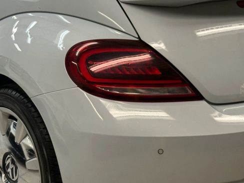 Used 2018 Volkswagen Beetle 2.0T SE w/ SE Premium Package image 10