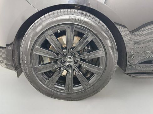 Certified 2023 Land Rover Range Rover SE AWD/4WD image 34