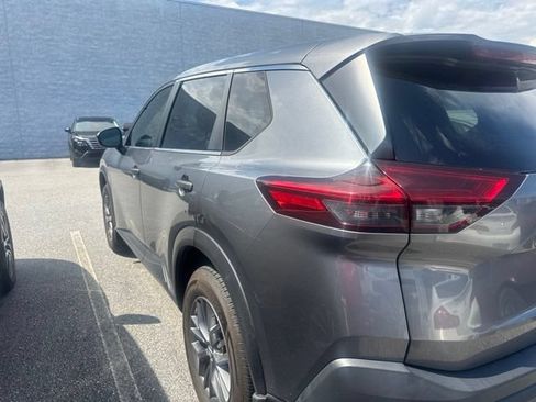 Used 2021 Nissan Rogue S FWD image 7