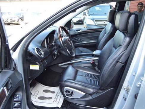 Used 2008 Mercedes-Benz GL 550 4MATIC image 47
