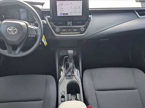 Used 2025 Toyota Corolla LE FWD image 16