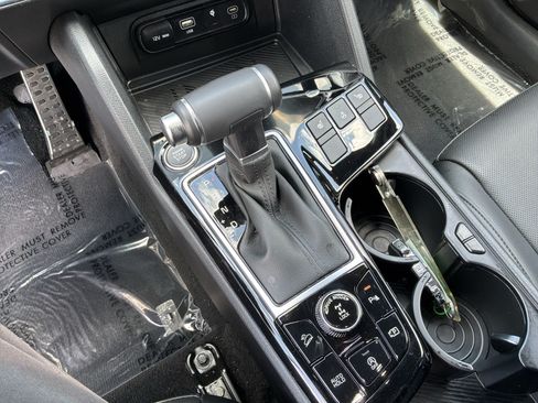 Used 2025 Kia Sportage X-Pro AWD/4WD image 26