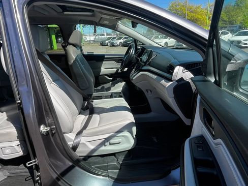 Used 2019 Honda Odyssey EX-L image 17