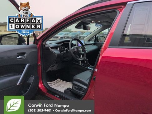 Used 2025 Toyota Corolla Cross XLE AWD/4WD image 9