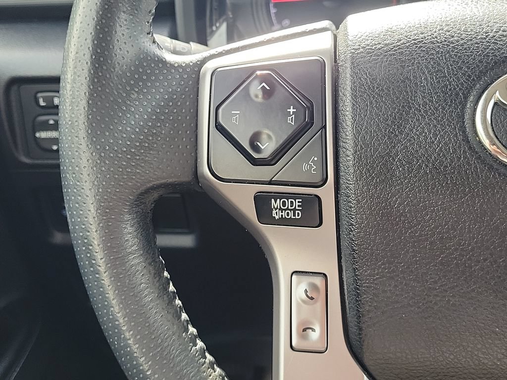 Used 2021 Toyota 4Runner SR5 Premium w/ Moonroof Package AWD/4WD image 21