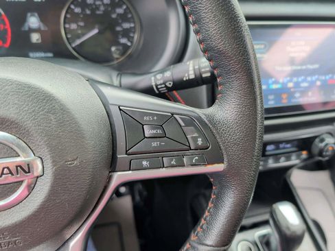 Used 2021 Nissan Kicks SR FWD image 22