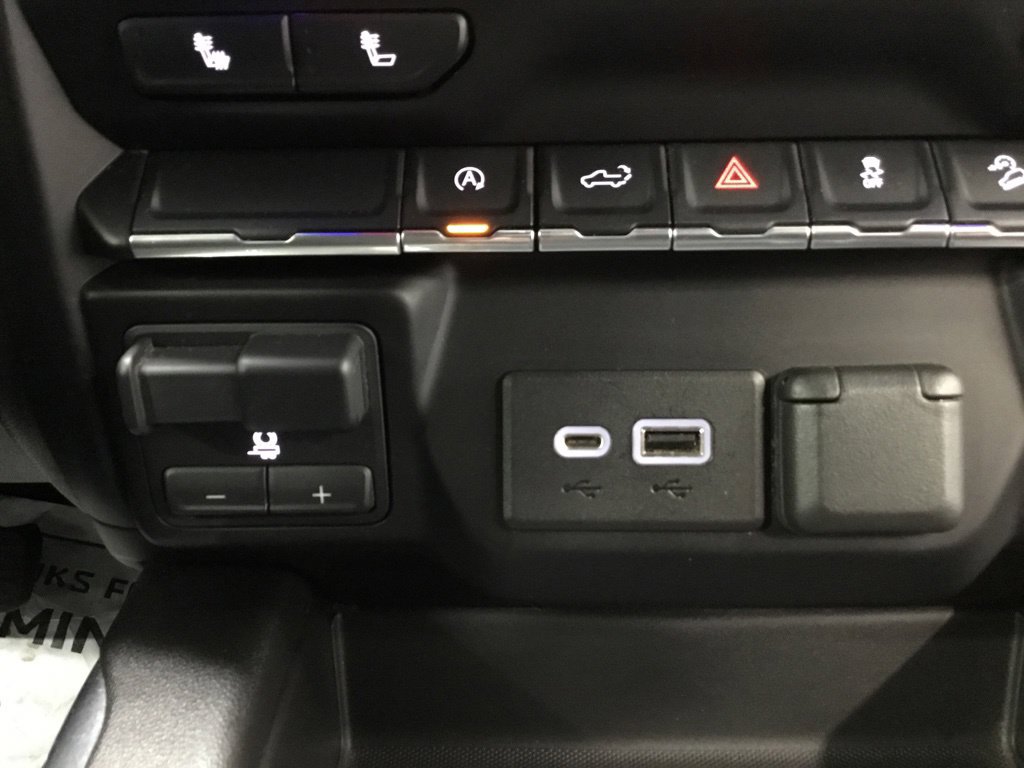 Used 2021 Chevrolet Silverado 1500 RST AWD/4WD image 29
