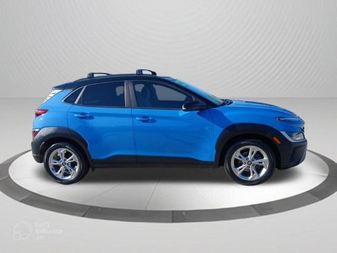 Used 2022 Hyundai Kona SEL image 3