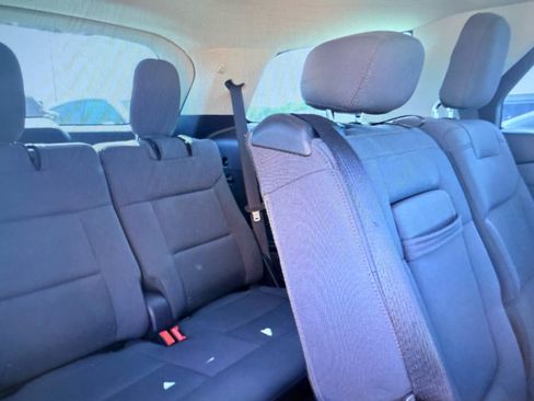 Used 2025 Ford Explorer Active RWD image 8