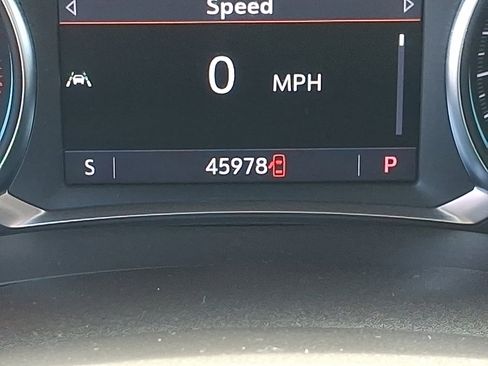 Used 2023 Chevrolet Traverse LT w/ LPO, Floor Liner Package image 19