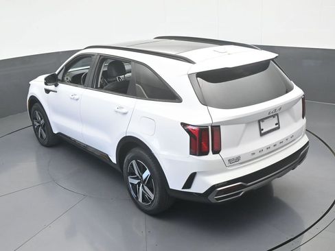 Used 2022 Kia Sorento EX w/ Panoramic Sunroof Package FWD image 52