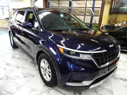 Used 2022 Kia Carnival LX