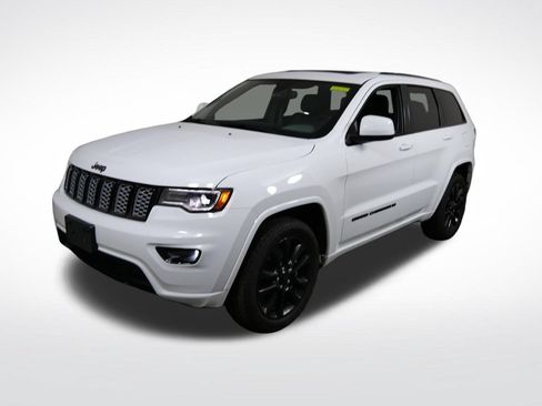 Used 2022 Jeep Grand Cherokee Laredo X AWD/4WD image 9