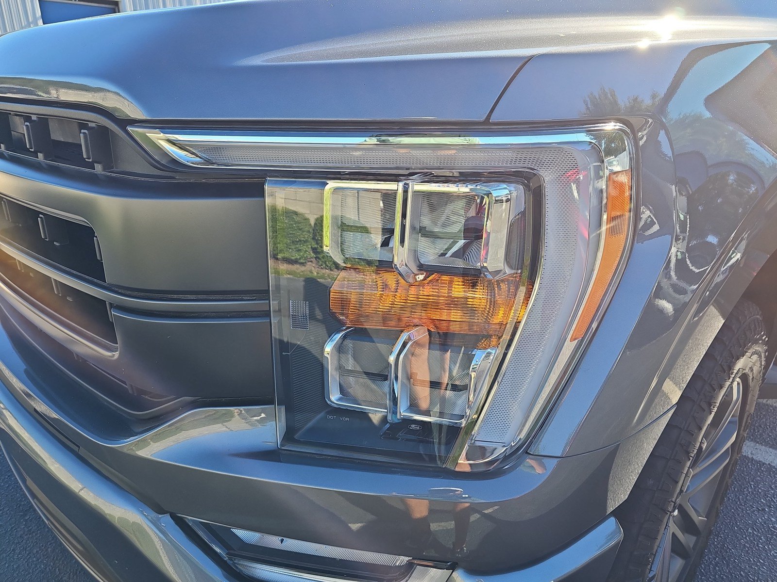 Used 2023 Ford F150 Lariat AWD/4WD image 33