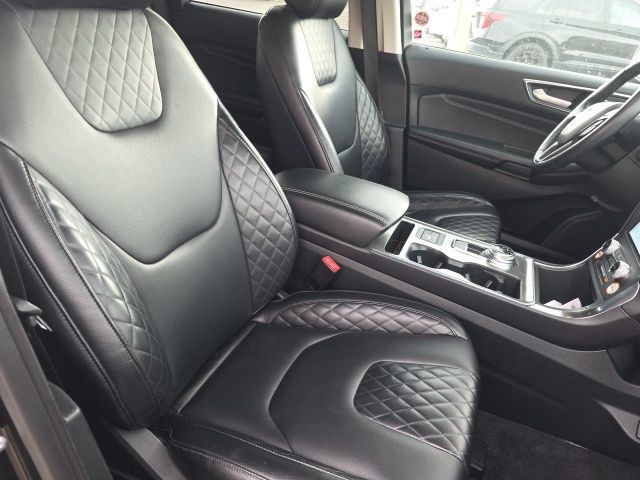Certified 2024 Ford Edge Titanium AWD/4WD image 14