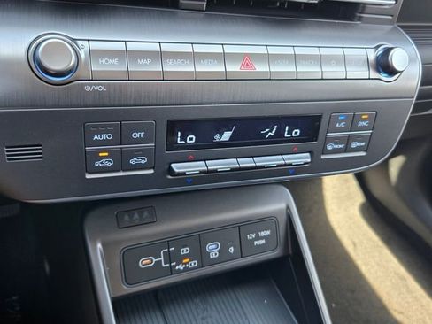 New 2026 Hyundai Kona Limited FWD image 9