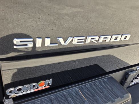 Certified 2024 Chevrolet Silverado 1500 High Country w/ High Country Premium Package AWD/4WD image 18