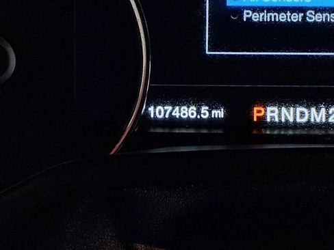 Used 2015 Ford F150 Lariat w/ Equipment Group 502A Luxury AWD/4WD image 30