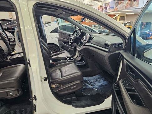 Used 2019 Honda Odyssey EX-L image 11