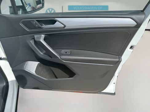 Used 2023 Volkswagen Tiguan S FWD image 33