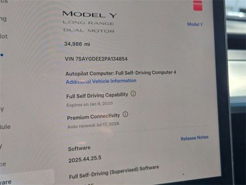 Used 2023 Tesla Model Y Long Range image 12