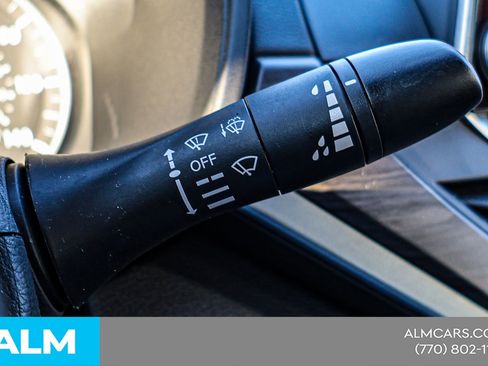 Used 2025 Nissan Altima 2.5 SV image 25