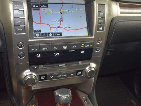 Used 2015 Lexus GX 460 image 26