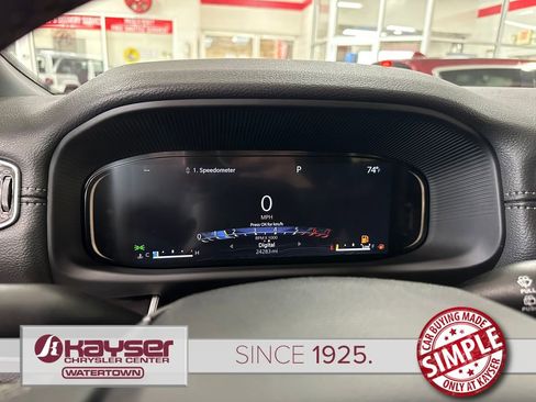 Used 2024 Jeep Wagoneer 4WD w/ Premium Group I image 15
