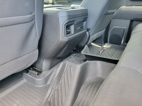 Certified 2025 Chevrolet Silverado 1500 RST AWD/4WD image 39