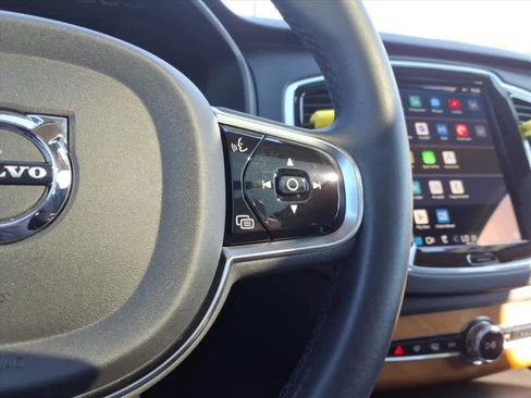 Used 2024 Volvo XC90 B6 Plus w/ Protection Package Premier image 22